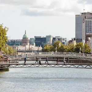 https://sonder-the-earl-hotel.dublin-hotelsweb.com